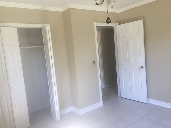 2nd image of 2634 Kershaw Dr W
