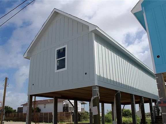 2nd image of 114 Laguna Village Dr