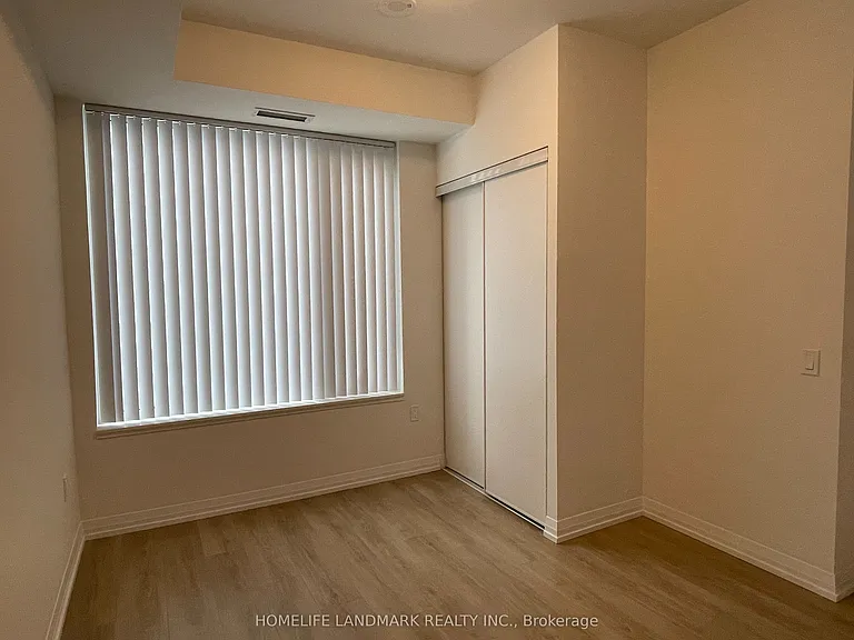 50 Dunfield Ave #1911 — Photo 16