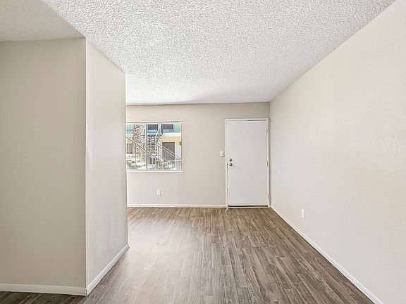 7-web-or-mls-N 23rd Ave-S0307-007