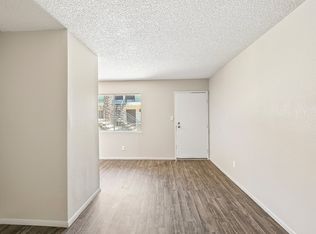 Deer Valley Village Apartments, Phoenix, AZ 85027