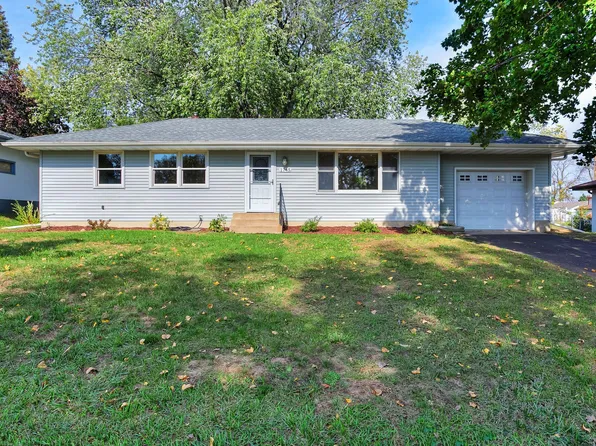 1745 Laurie Rd E, Maplewood, MN 55109