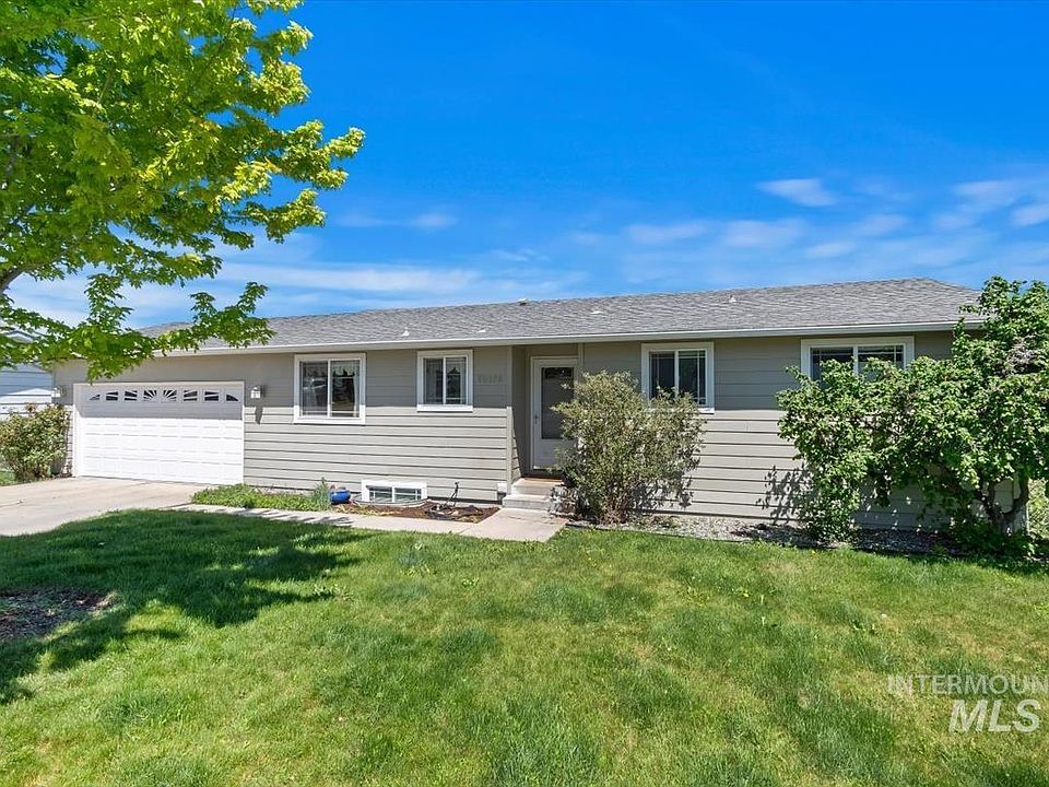 1st image of 10178 W Fox Ridge Dr