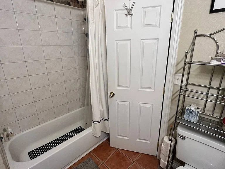 3452 Mariposa St — Photo 7