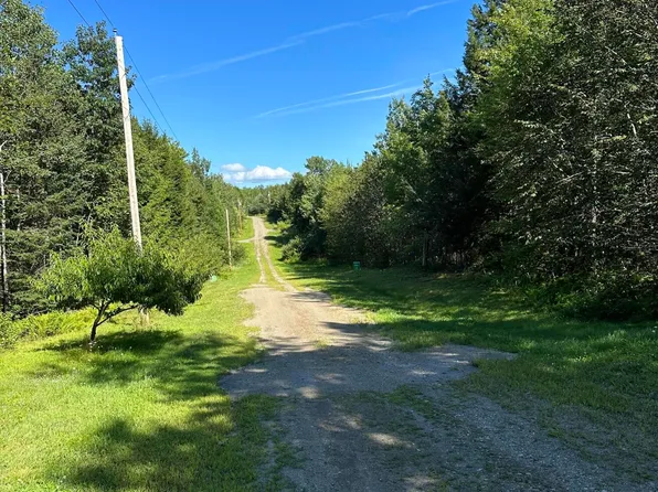 8 Bear Mountain Way, Swanville, ME 04915