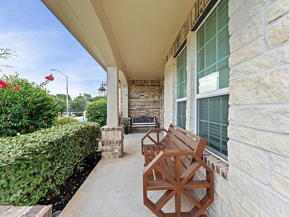 3rd image of 2018 Brookmont Dr