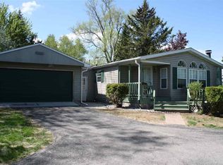 1072 Carlisle Rd, Traverse City, MI 49696