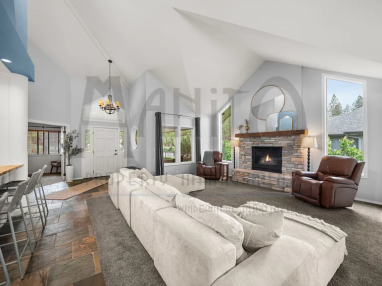 115 E Meadowlane Rd — Photo 4