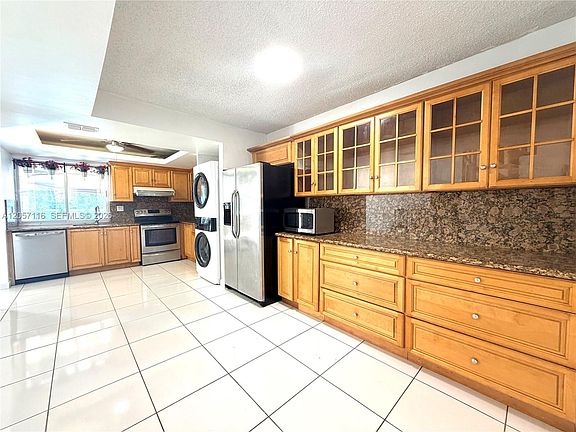 5th image of 9135 Fontainebleau Blvd APT 7