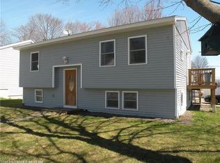 30 Lawn Ave, South Portland, ME 04106