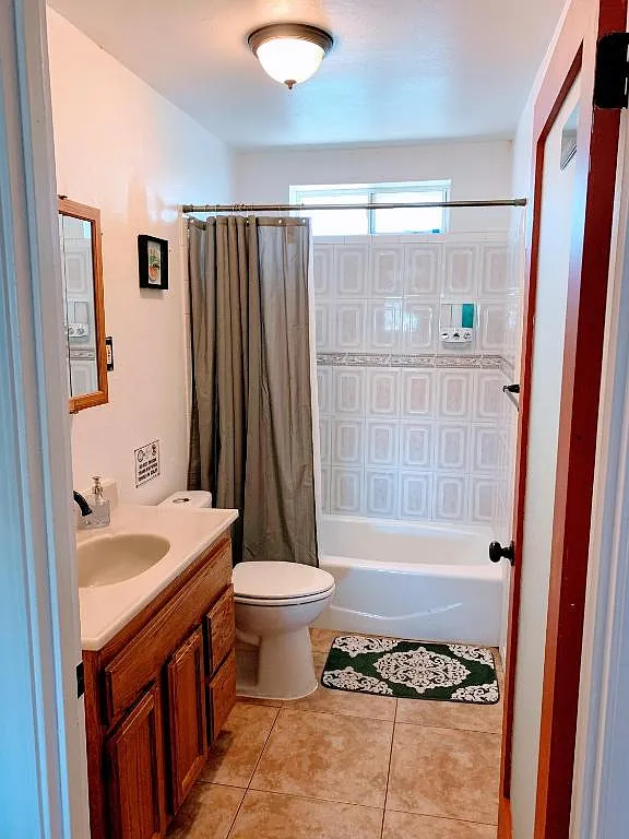 6413 Center St — Photo 2