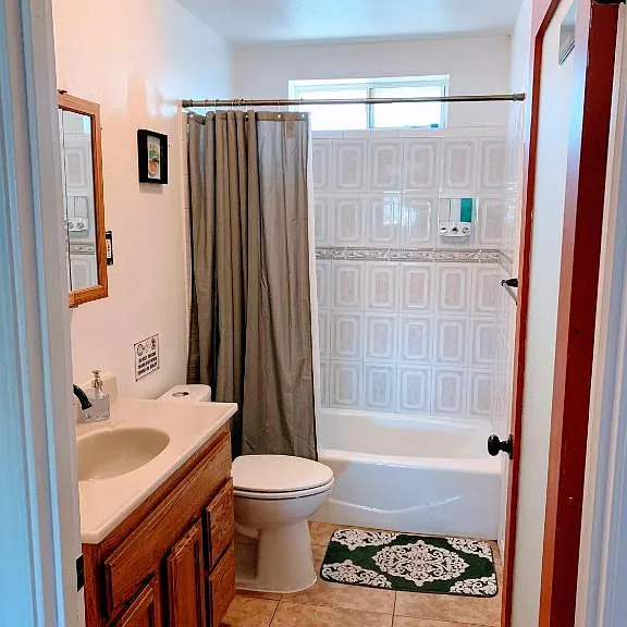 6413 Center St — Photo 2