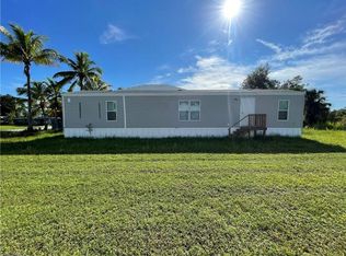 3190 Karen Dr, Naples, FL 34112