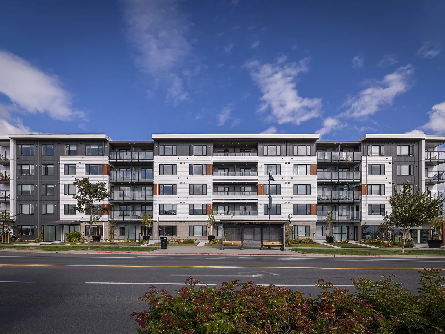 Monarch Apartments — Photo 3
