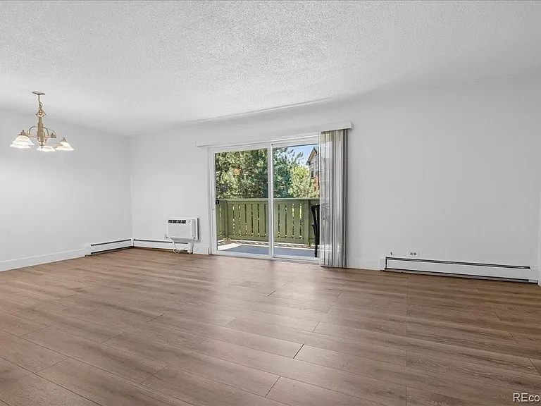 2150 S Vaughn Way #202D — Photo 6