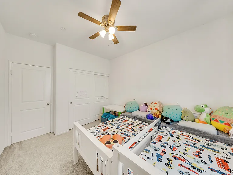 1018 Shiba Ct — Photo 23