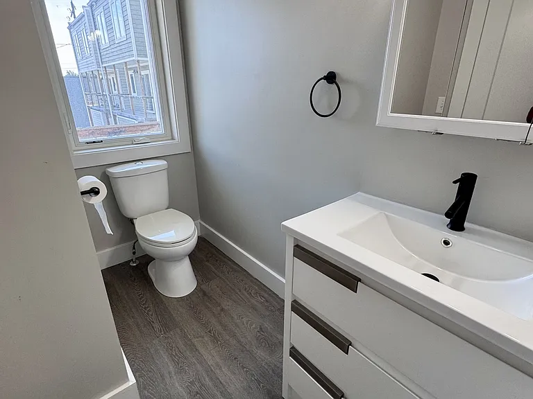 403 E Mulberry St #1 — Photo 6