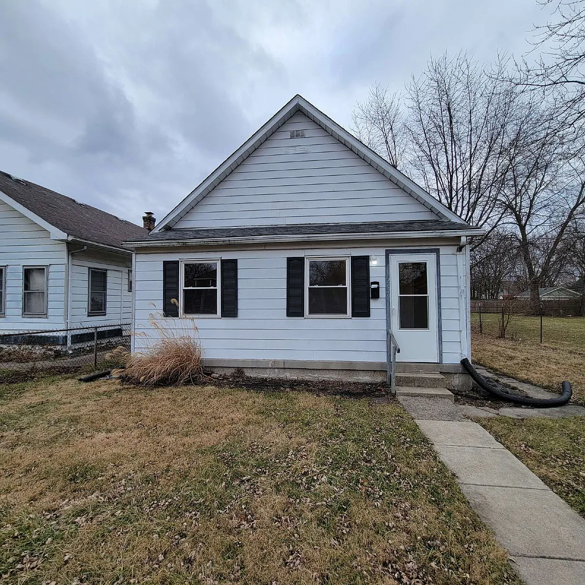 257 S Temple Ave photo 1