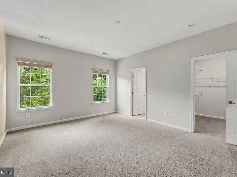 2720 Fredericksburg Rd — Photo 20