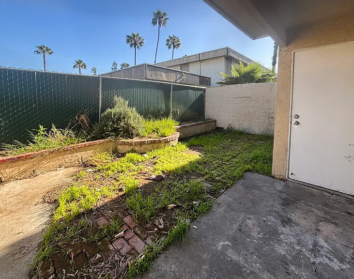 8850 Olive Ln #25 — Photo 11
