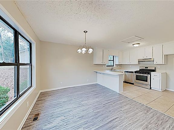 2nd image of 2671 Throatlatch Ln SW