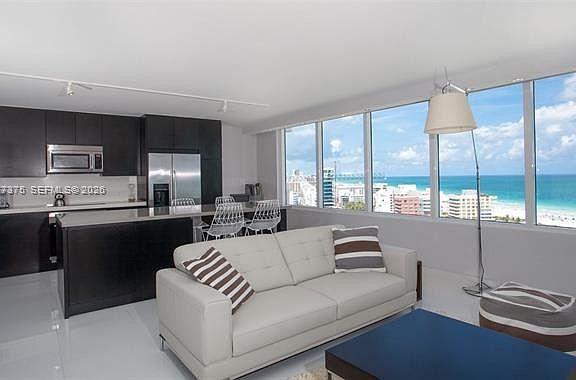 4th image of 400 S Pointe Dr APT 1906