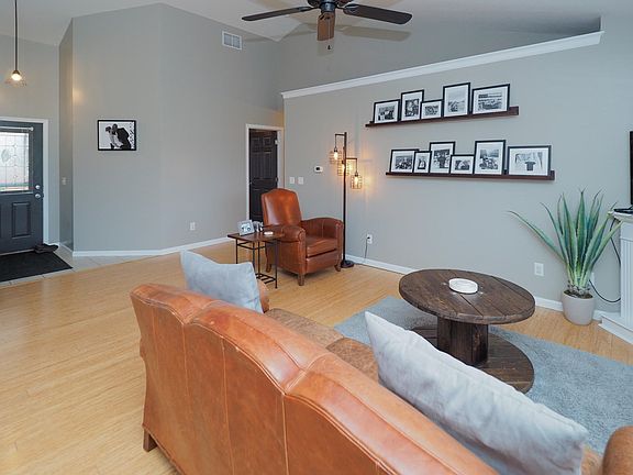 54251 Maplewood Ct-105
