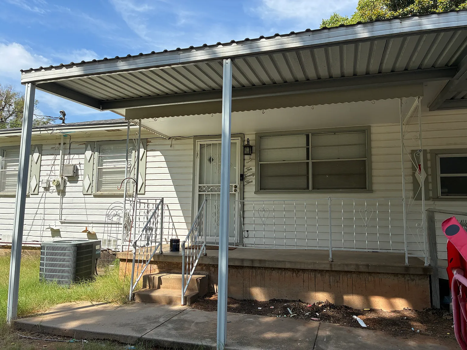 3 bed, 1152 sqft, $1,200 — Photo 1