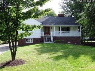 749 Som Center Rd, Mayfield Village, OH 44143