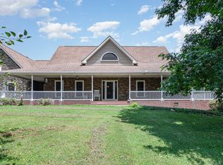 3001 Cooper Creek Rd, Woodlawn, TN 37191