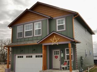 10004 E Lacrosse Ln, Spokane, WA 99206