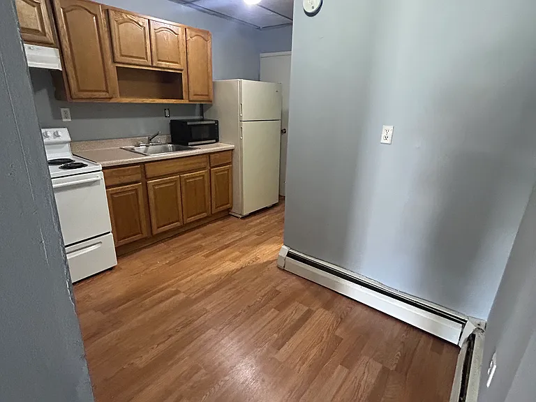1113 Morton Ave #1/2 — Photo 4