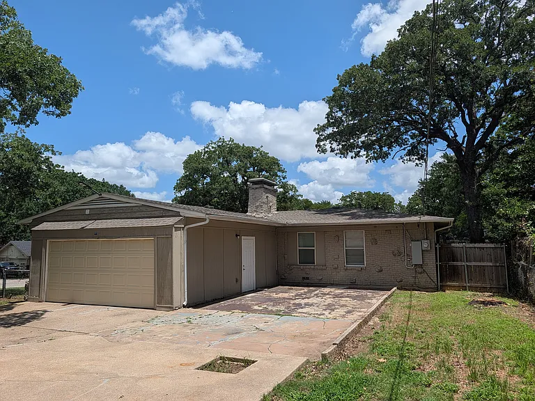 4800 Dunlap Dr — Photo 19