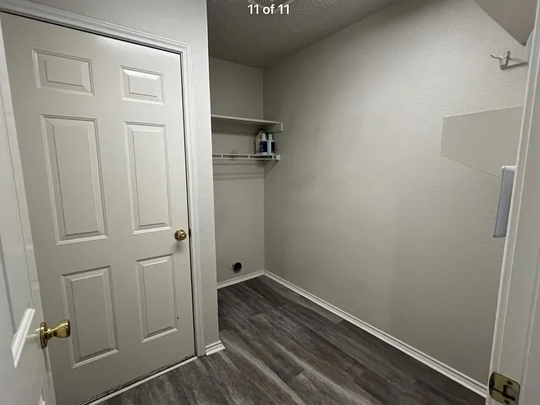 4600 Parkview Ln — Photo 4