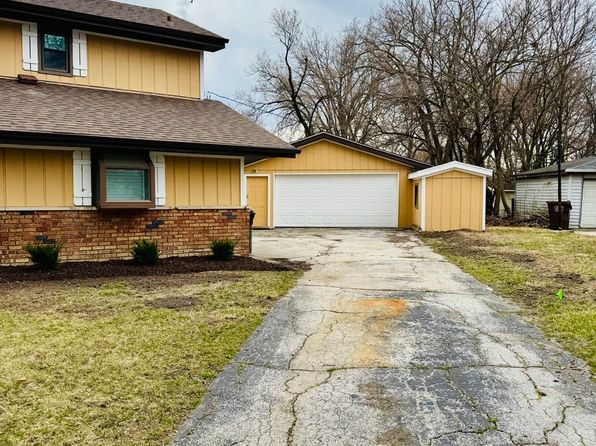 345 Miami St, Park Forest, IL 60466