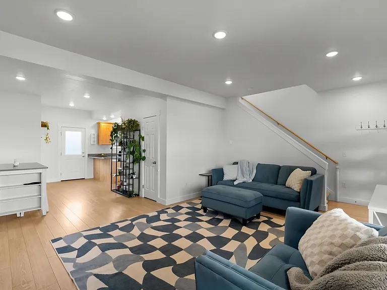 236 Sunset Alley Dr — Photo 5