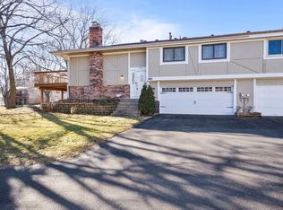 7585 Zinnia Way, Maple Grove, MN 55311