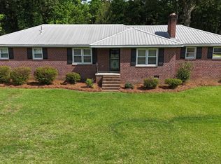 208 Skyland Dr, Clinton, SC 29325