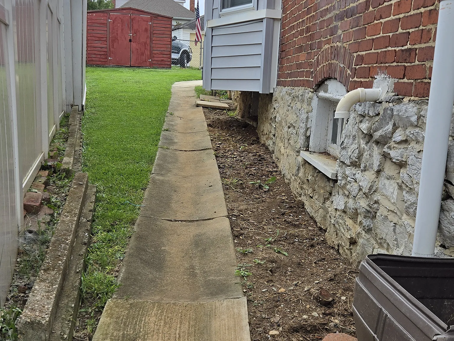 3 bed, 1200 sqft, $1,500 — Photo 2
