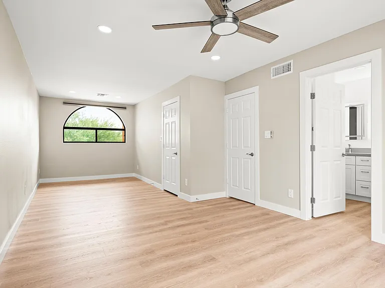 2500 N Hayden Rd #21 — Photo 12