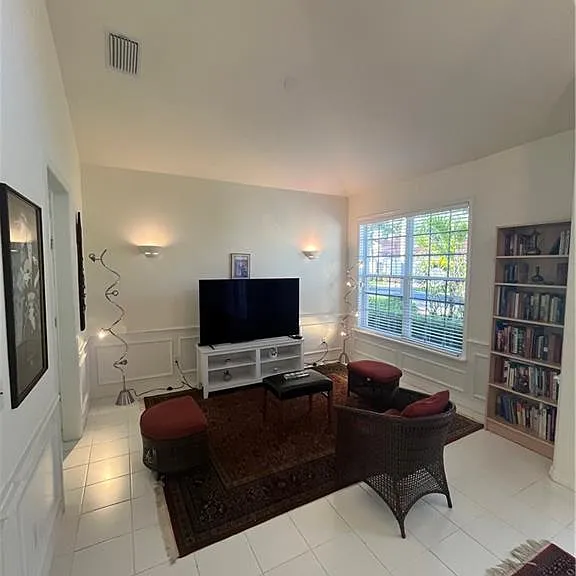 8824 Ventura Way — Photo 19