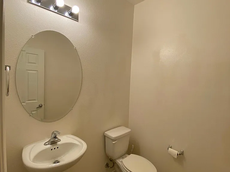 10965 Mount Pendleton St — Photo 19