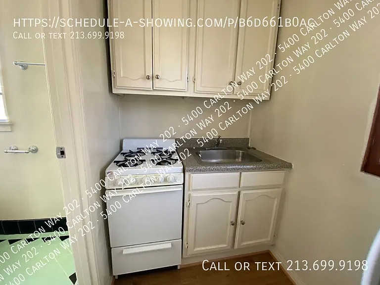 Hollywood Carlton Apartment, LLC — Photo 8