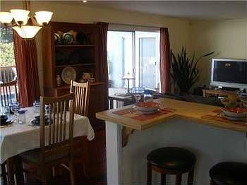 4th image of 4461 Mount Castle Ave