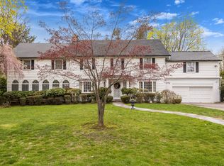 24 Elmsmere Rd, Mount Vernon, NY 10552