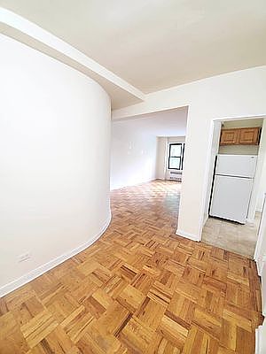 1st image of 315 Ocean Pkwy #12