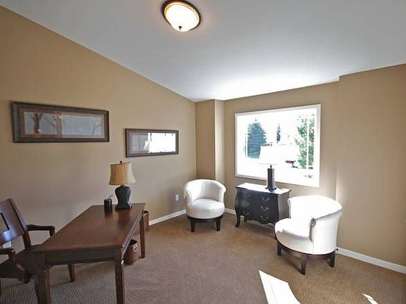 2nd Main Floor Bedroom