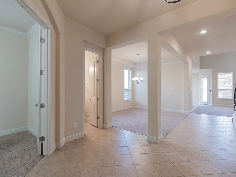 8103 Mystic Chase — Photo 4