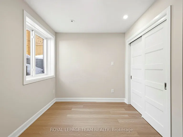7 Gwynne Ave #B — Photo 19