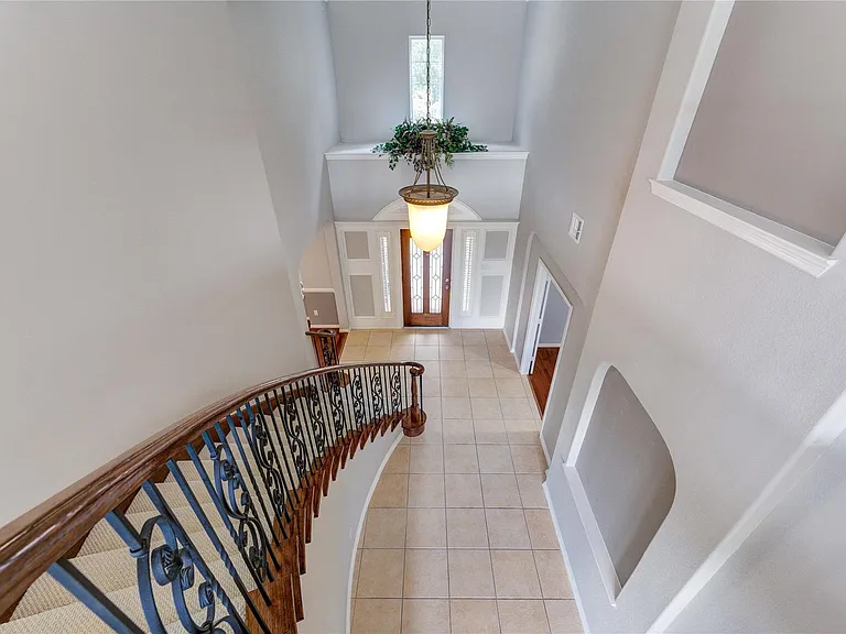 3819 Rivermoss Ln — Photo 5